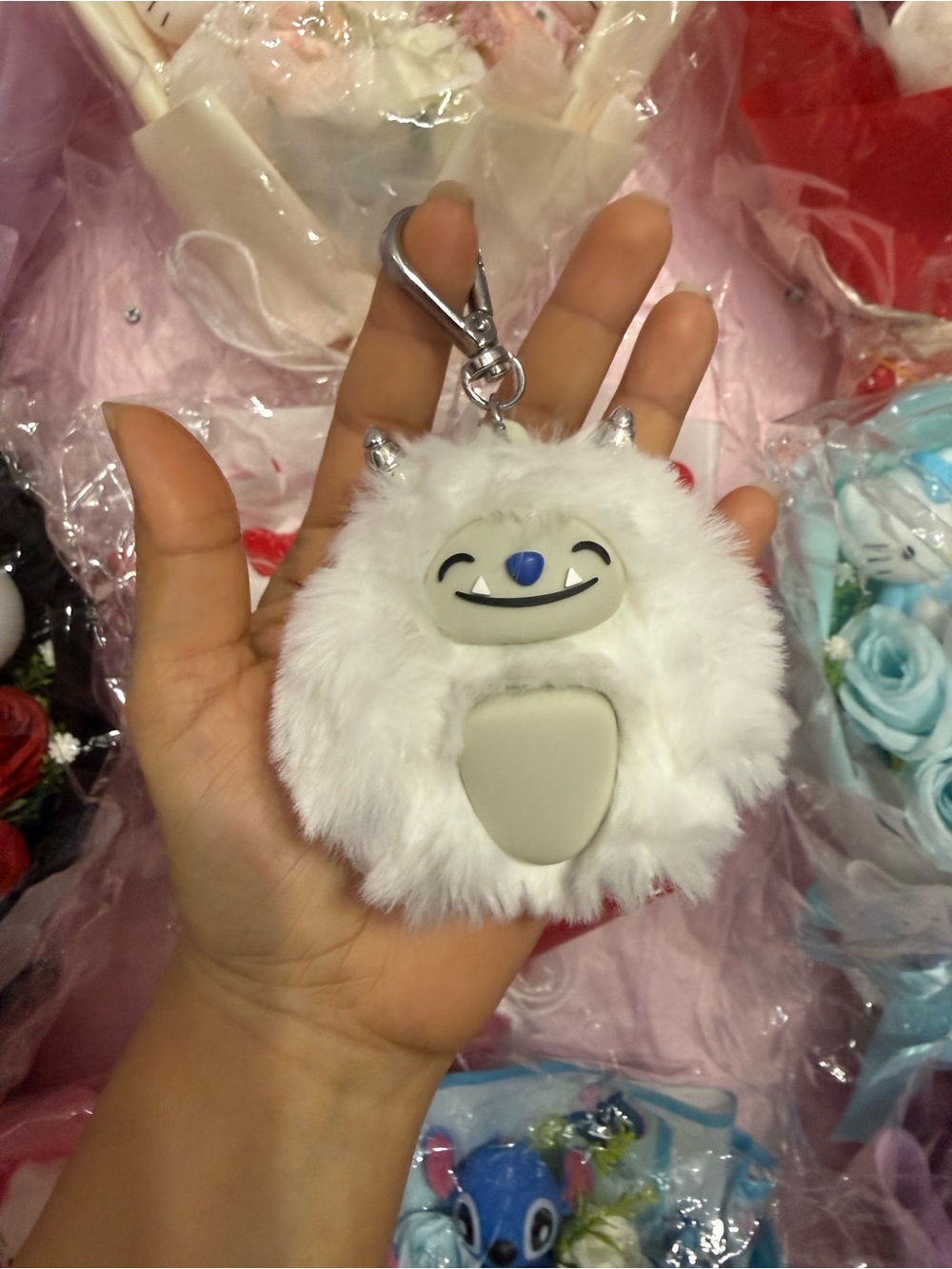 Bath and body works bac holder Yeti Keychain Bag Charm -